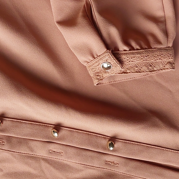 Western like-wear, lace collar, button front, S - Picture 3 of 9